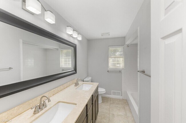 Building Photo - 1 br, 2 bath House - 1309 Lamp Post Lane S...