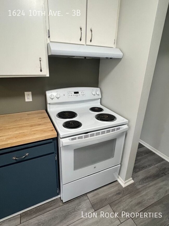 Building Photo - Comfortable & Convenient Living for $1,145...