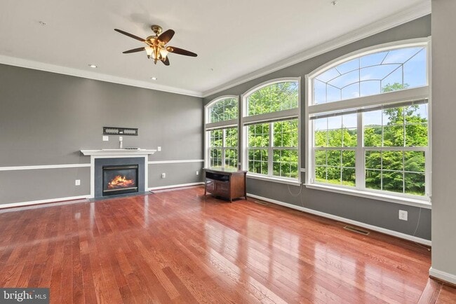 Building Photo - 12310 Houndwood Way