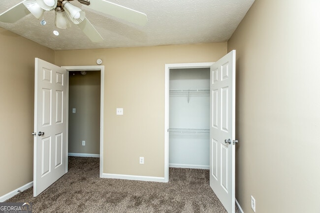 Building Photo - 116 Sparkling Spring Trail