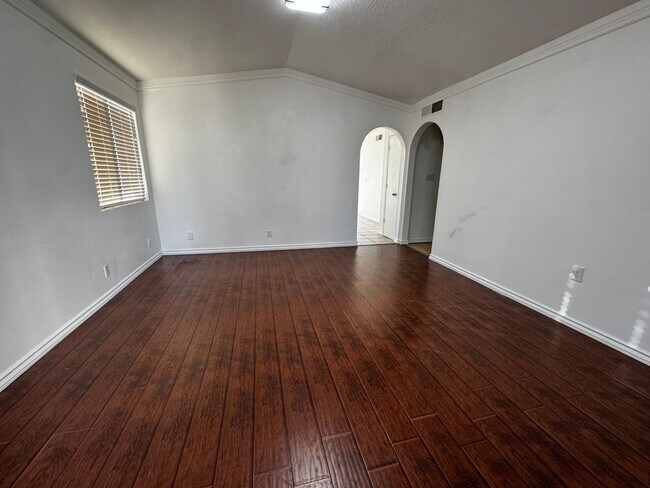 Building Photo - Rio Rancho 3 bedroom 2 bath home.