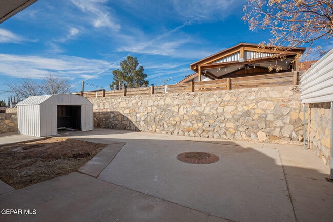 Building Photo - 12033 Fred Carter Dr