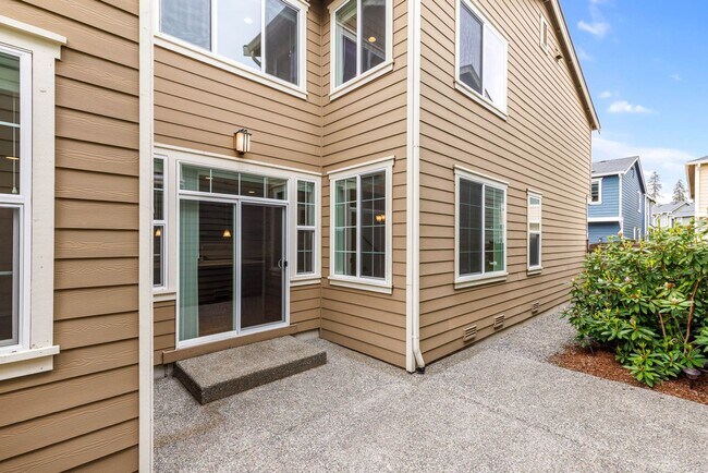 Building Photo - 4426 185th Pl SE
