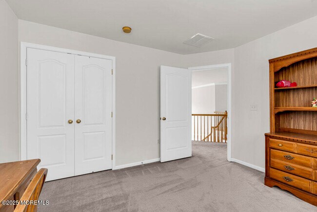 Building Photo - 8 Connor Dr