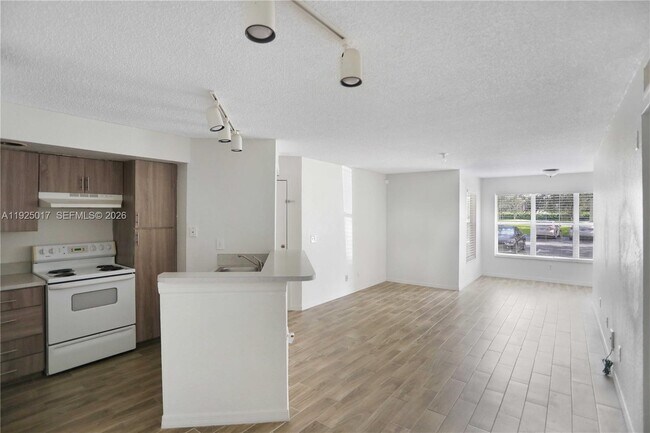 Building Photo - 417 Vista Isles Dr