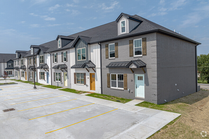 Building Photo - Cedar City Townhomes