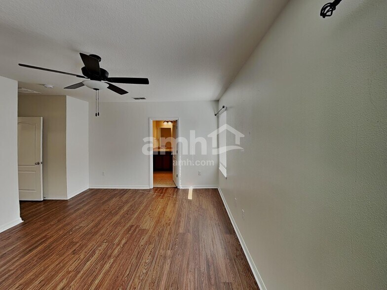 Building Photo - 5010 Windbourne Way