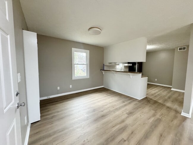 Building Photo - 1629 9th Ave