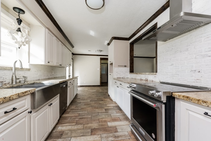 Building Photo - 1709 Richardson St