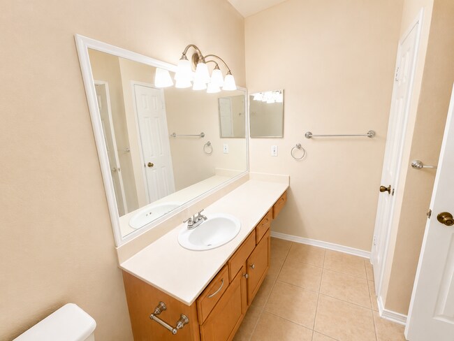 Building Photo - 2624 Robert Trent Jones Dr