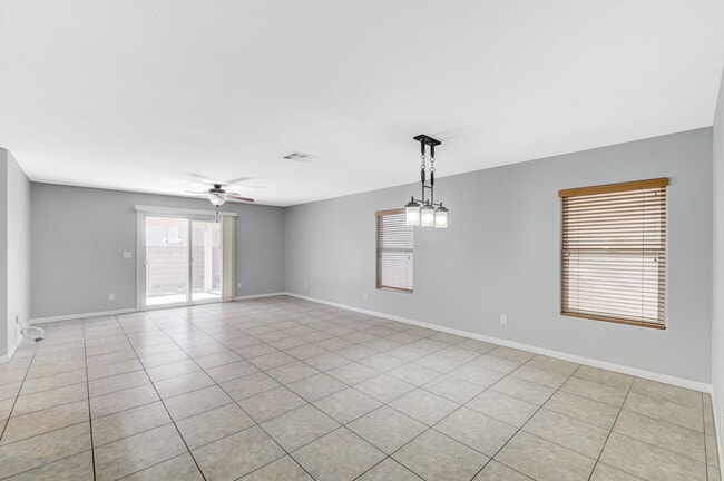 Building Photo - 5593 Markley Ave