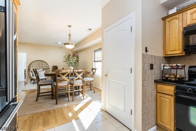 Building Photo - 349-353 S Broad St