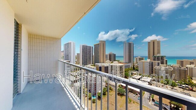 Building Photo - 2452 Tusitala St