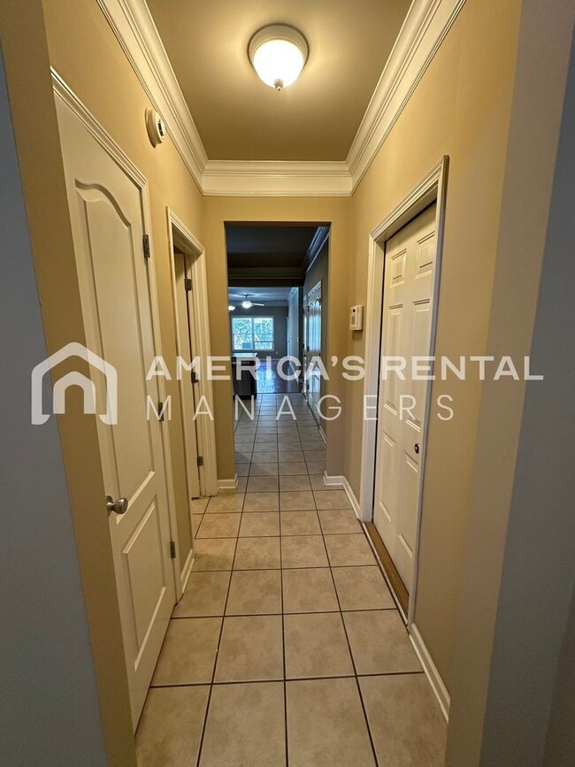 Building Photo - Beautiful Home for Rent in Birmingham, AL!!!! Available to View Now!!!