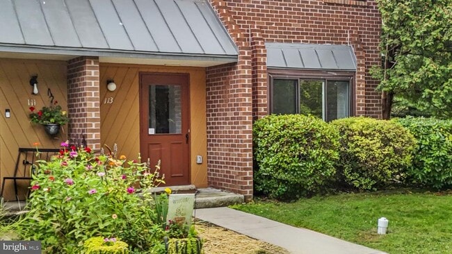 Primary Photo - 113 Talgrath Ct