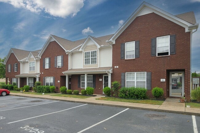 Building Photo - Lee Crossing Neighborhood, Easy access to ...