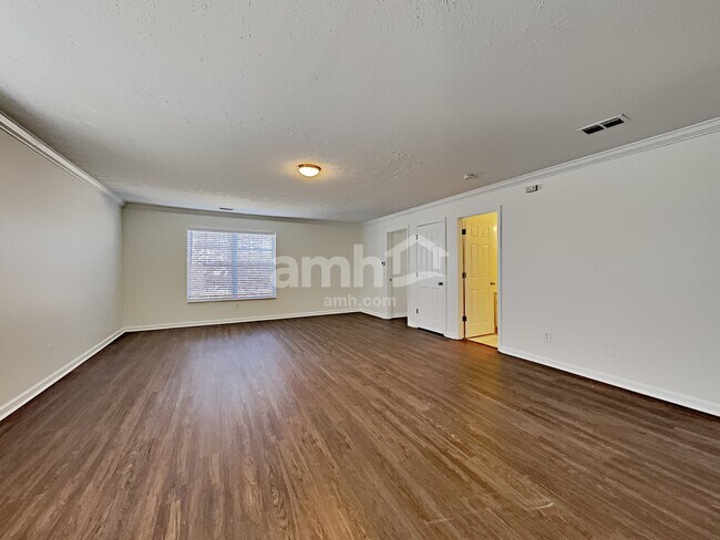 Building Photo - 345 Stewart Springs Dr