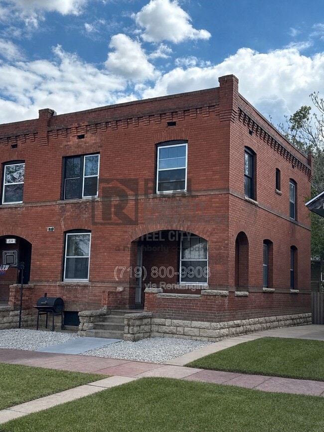 Building Photo - 212 W Evans Ave