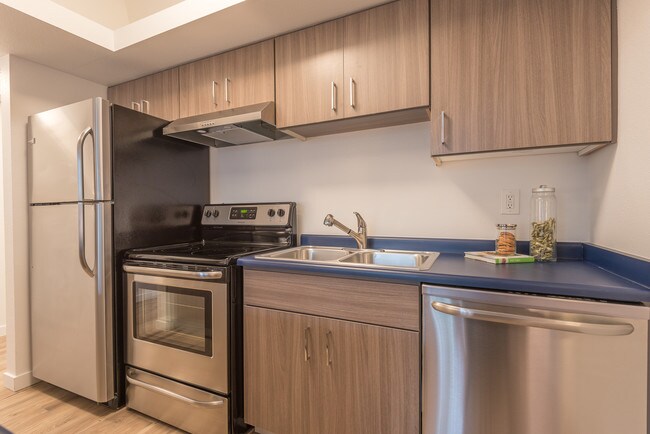 Building Photo - 2222 Apartments