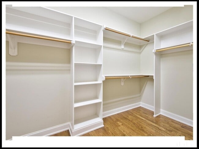 Building Photo - 442 N Serenity Hill Cir