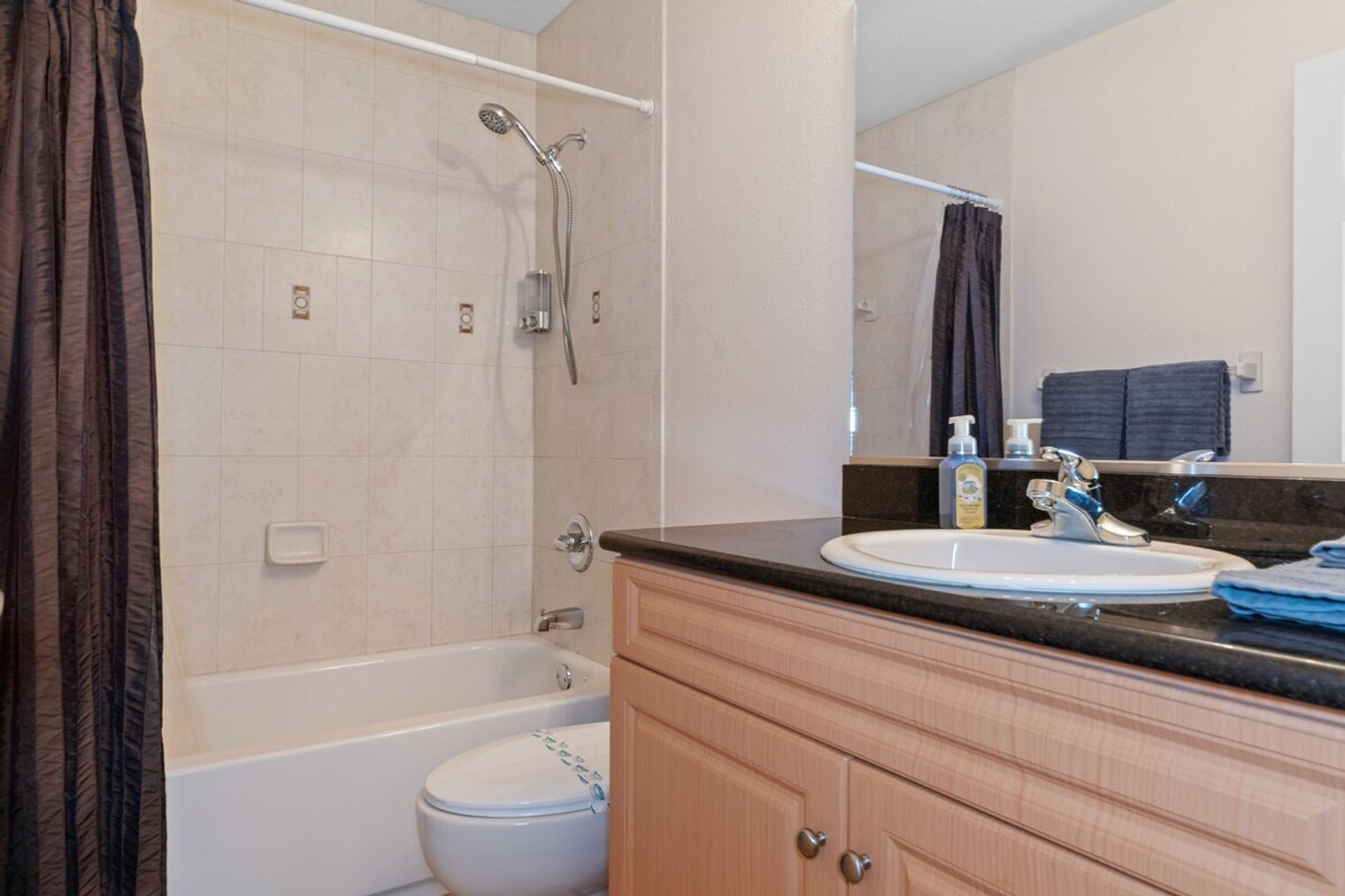 Building Photo - 4765 S Amstel Dr