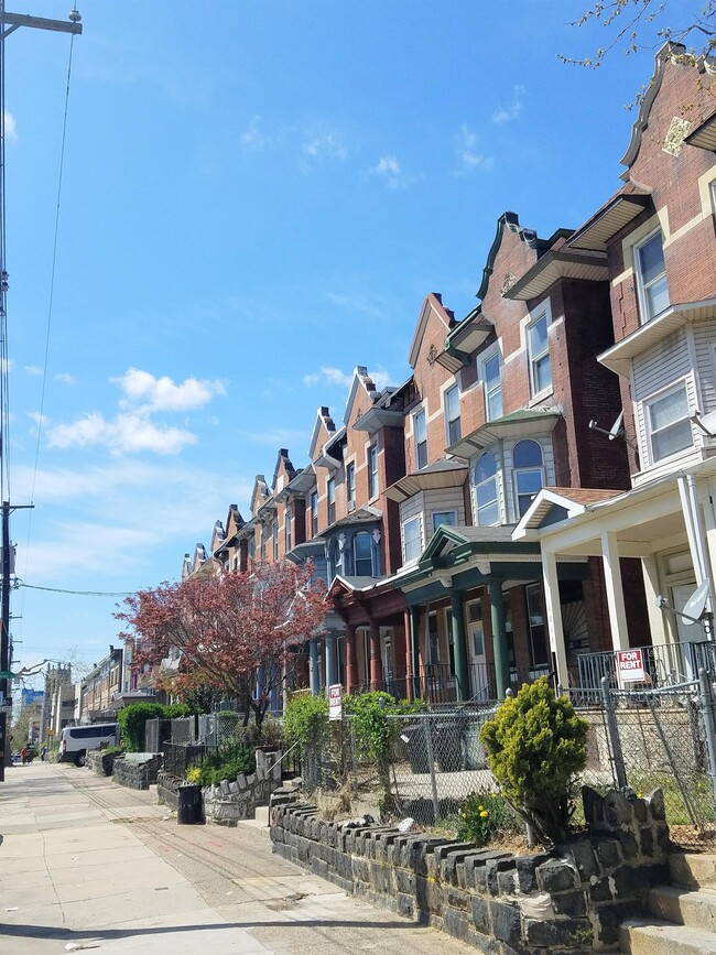 Building Photo - 1219 W Allegheny Ave