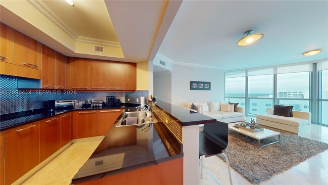 Building Photo - 3101 S Ocean Dr