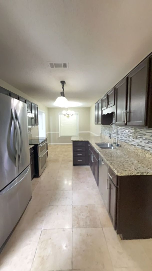 Building Photo - 4 Success is now offering this spacious 3 ...