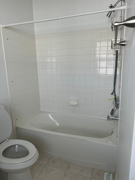 Building Photo - 19226 E Carolina Pl