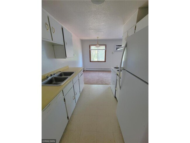 Building Photo - 417 S Wasson Ln