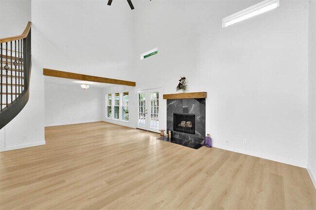 Building Photo - 11612 Timberwild St