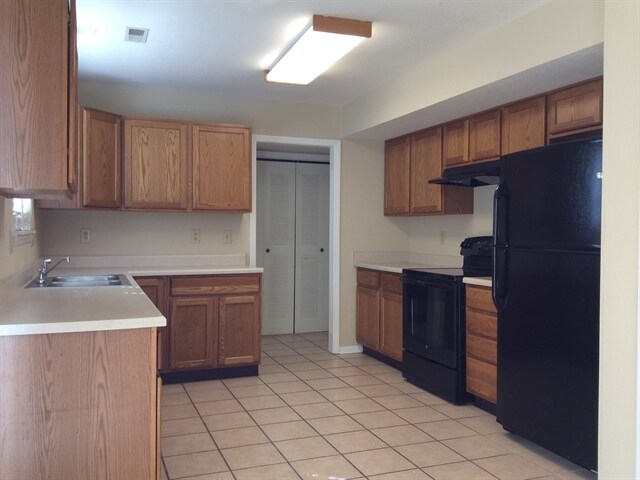 Building Photo - 12693 Glengary Dr