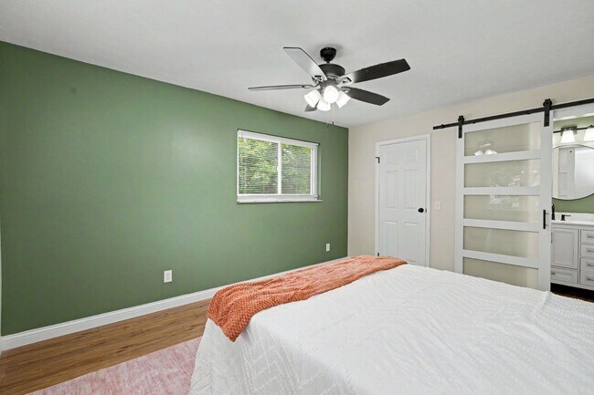 Building Photo - 2569 Richmar Dr