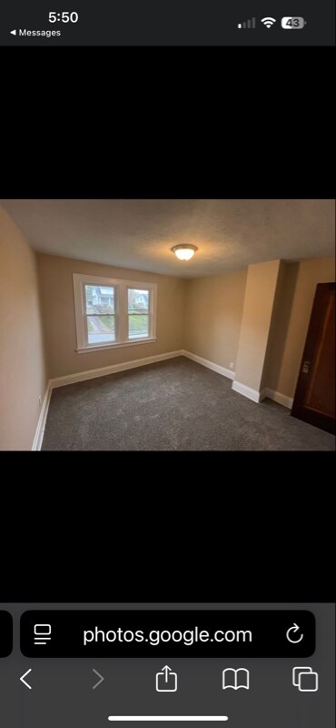 Building Photo - 5073 Greenhurst Dr