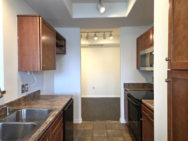 Building Photo - 330 Las Colinas Blvd E