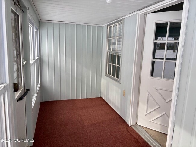 Building Photo - 802B Balmoral Ct