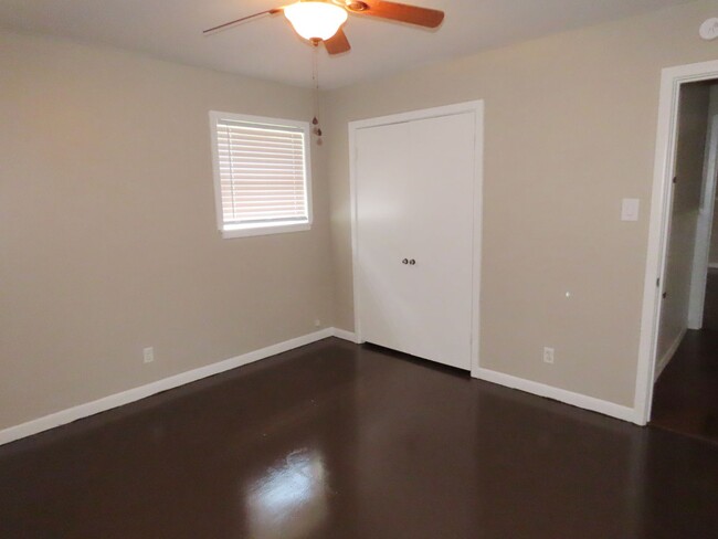 Building Photo - Updated 3 Bedroom, 2 Bath Home Near UT Tyler