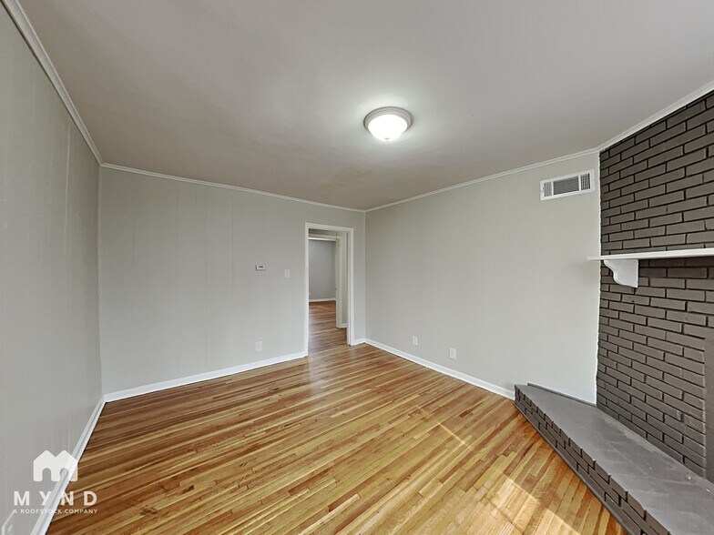 Building Photo - 3281 Whitney Ave