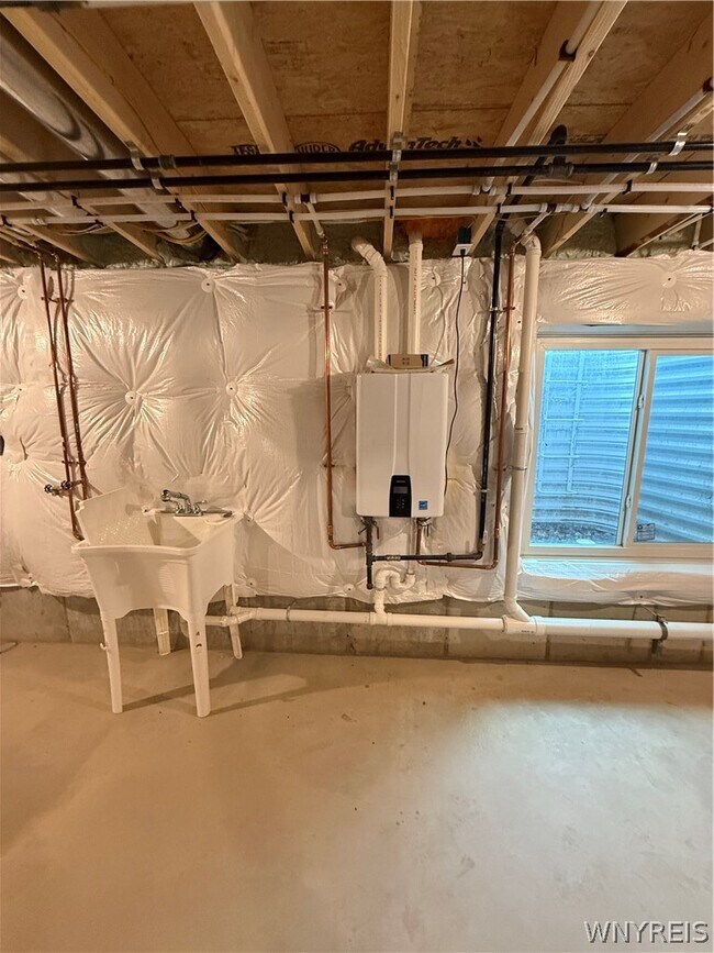 Building Photo - 5156 Berg Rd