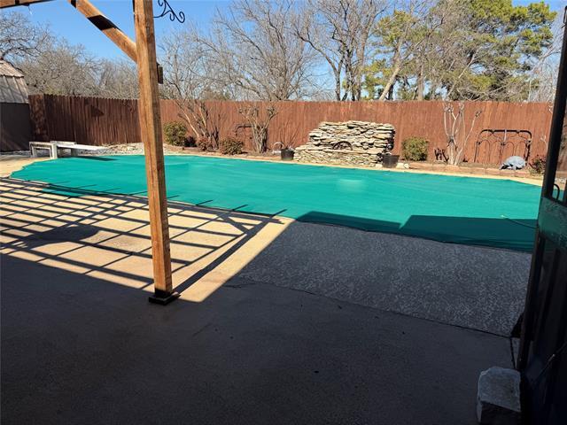 Building Photo - 821 E Hwy 199