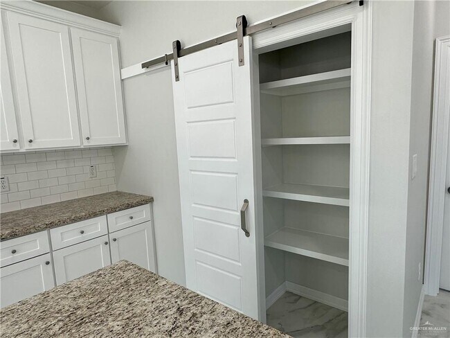 Building Photo - 22 West Dr