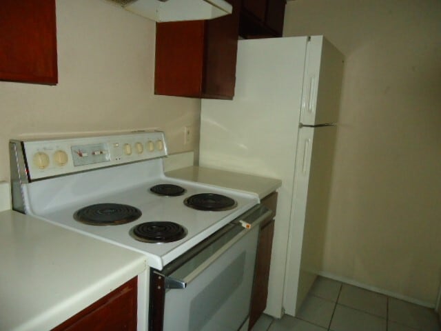 Building Photo - 12500 Sandpiper Dr