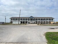 Building Photo - 1015 Bluewater Hwy