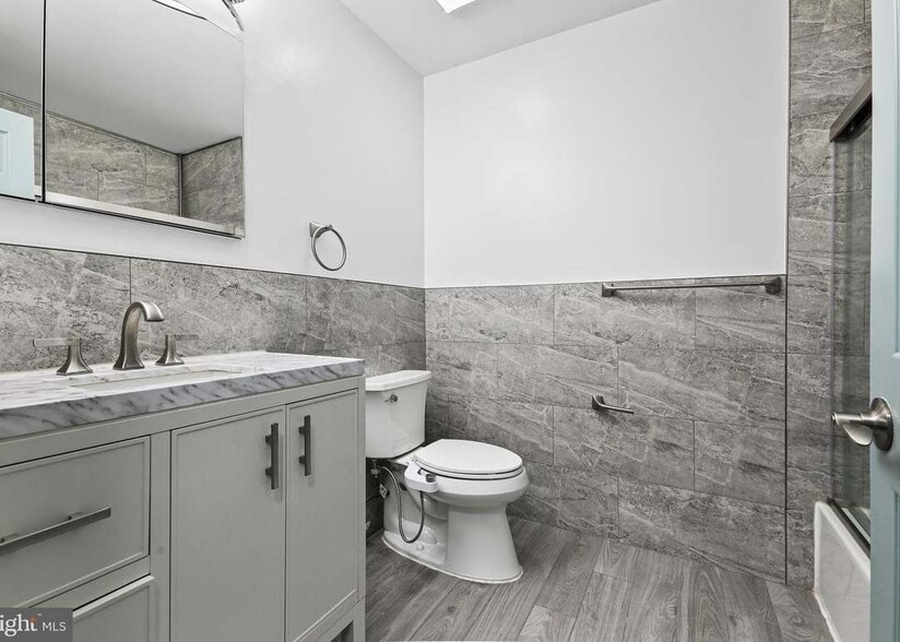 Building Photo - 2032 Old Stone Mill Dr