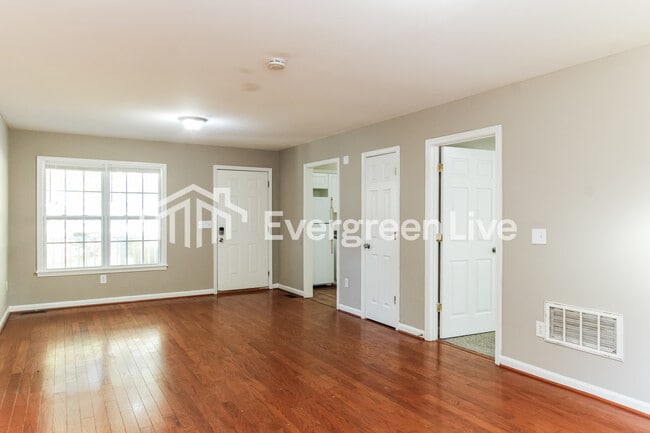 Building Photo - 129 St Andrews Pl Dr