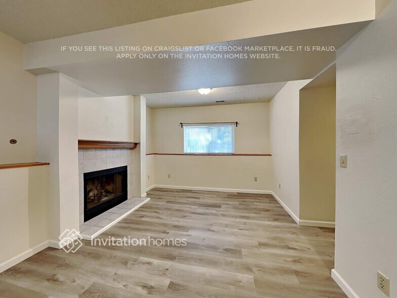 Building Photo - 3255 Richmond Dr