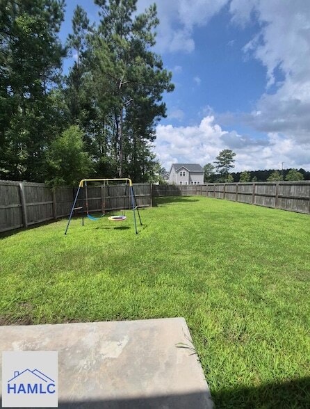 Building Photo - 33 Trask Cir