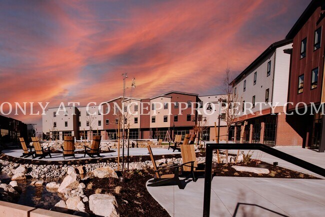 Building Photo - Modern Design, Exceptional Space: Discover This 3-Bedroom Residence at Studio Crossing! ***ONE MO...