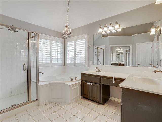 Building Photo - 1052 Village Pkwy