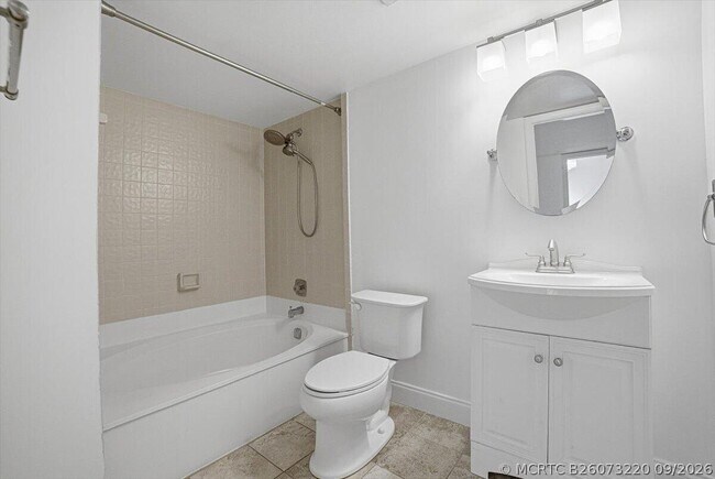 Building Photo - 11635 Ficus St